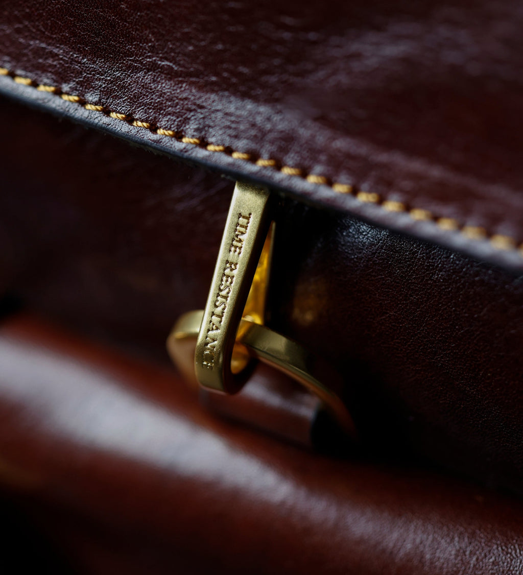 Women’s Full-Grain Leather Backpack – Tall Flap