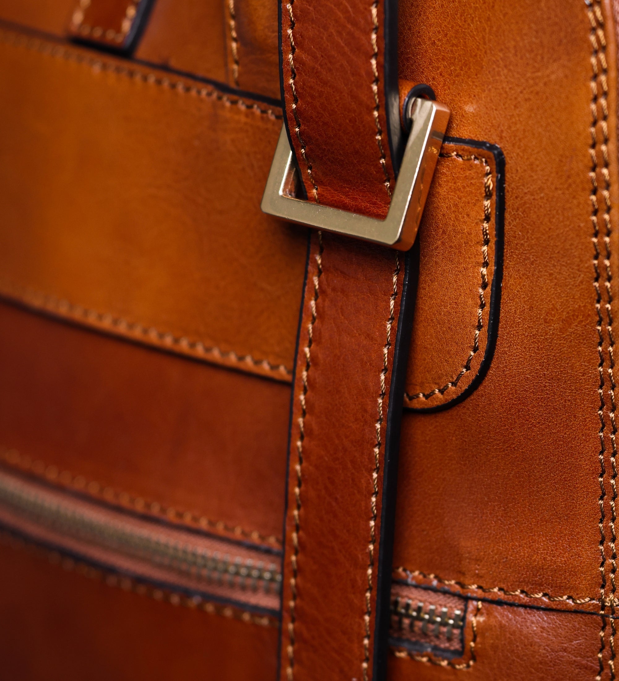 Women’s Convertible Leather Backpack Shoulder Bag