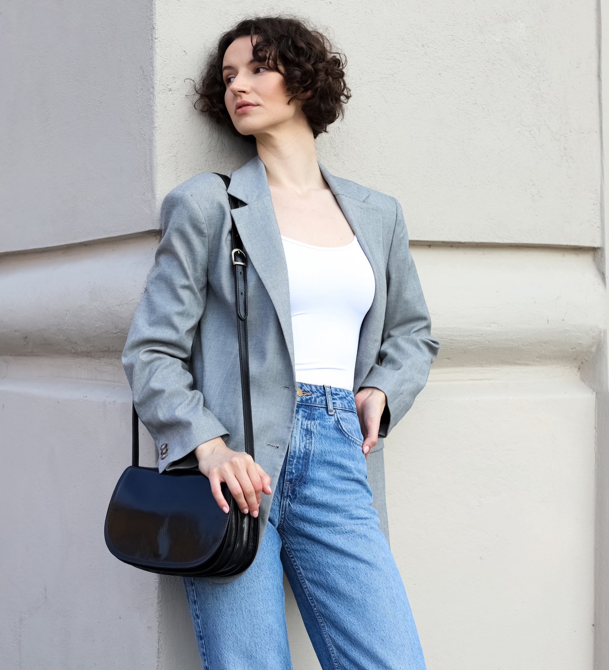 Women’s Full-Grain Leather Messenger Bag – Moonfleet