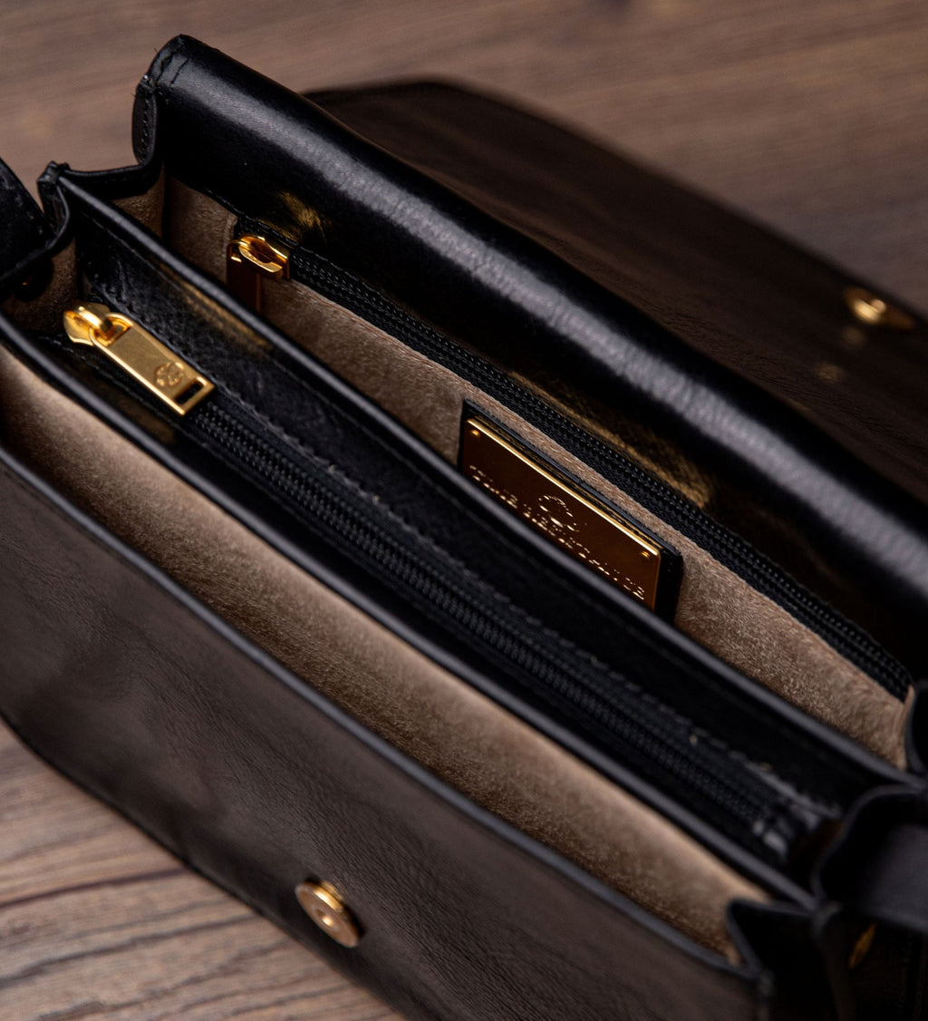 Full-Grain Leather Messenger Bag – Moonfleet